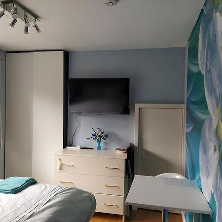 Апартаменты Self Catering Studio Flat Эдинбург Экстерьер фото
