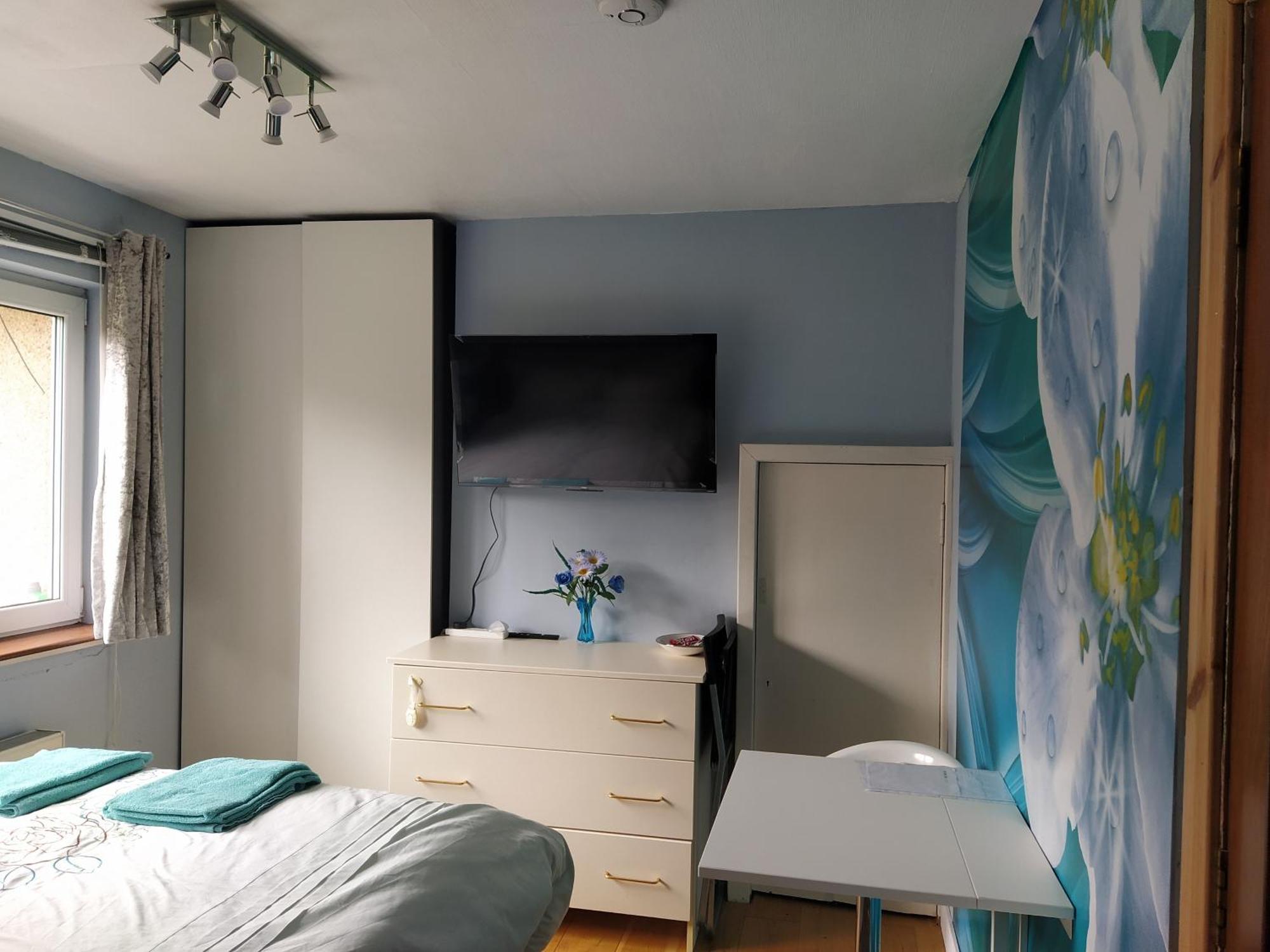 Апартаменты Self Catering Studio Flat Эдинбург Экстерьер фото